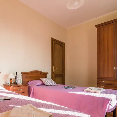 Locazione Turistica Casa Pineta 1
